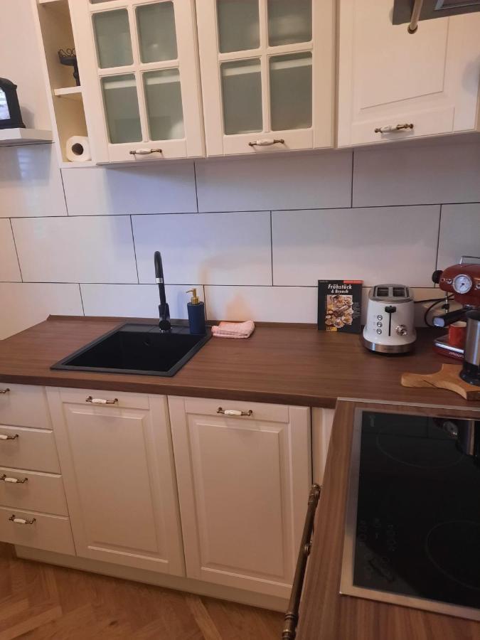 Apartment Betty Malinska Eksteriør bilde